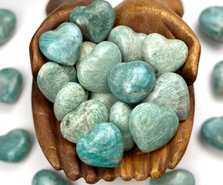 Amazonite meaning, properties, healing powers and benefits