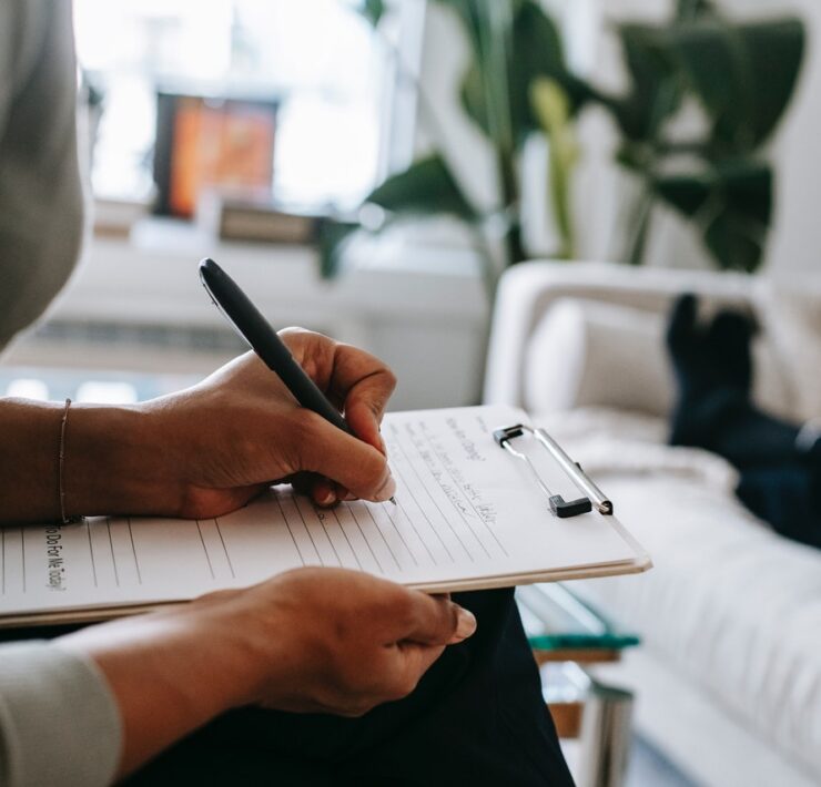 pexels alex green 5699456