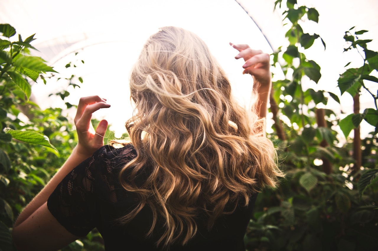 <strong>High-End Treatments to Keep You Looking Your Best</strong> 1 pexels tim mossholder 1049687