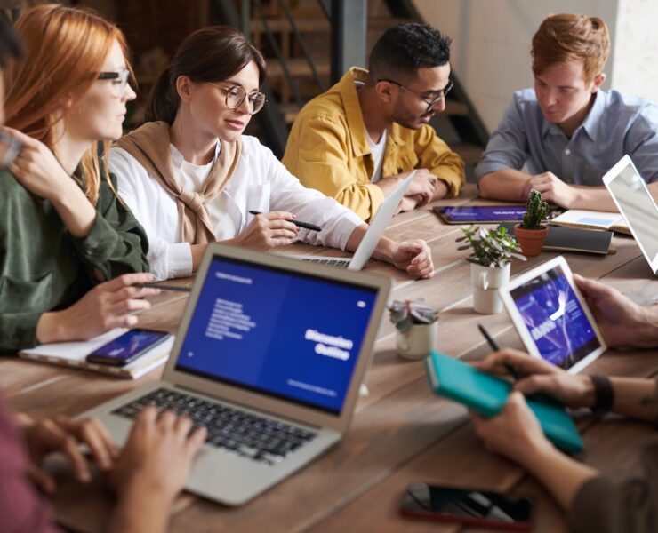 pexels fauxels 3184325